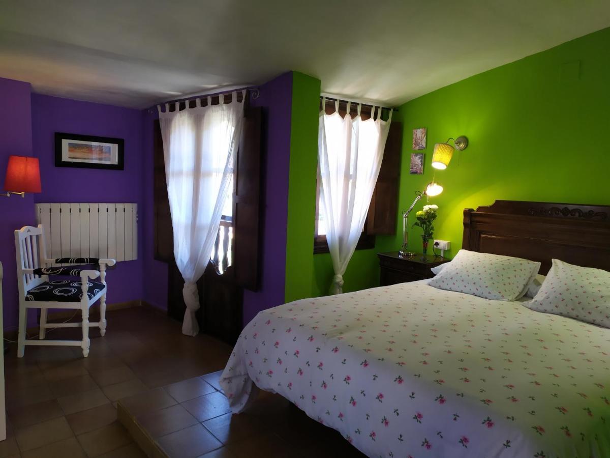 Apartamentos La Iguana Hervás Exteriör bild